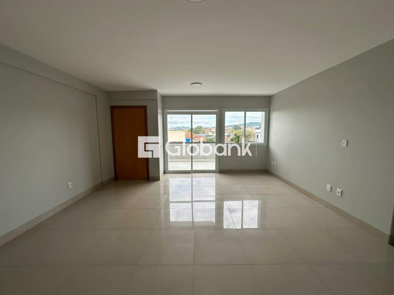 Apartamento 3 quartos para aluguel Major Prates 120m² Montes Claros MG: 