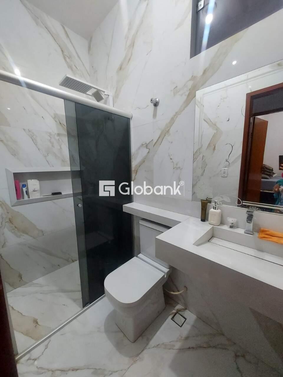 Casa 2 quartos à venda Independência 0m² Montes Claros MG: BANHEIRO SOCIAL