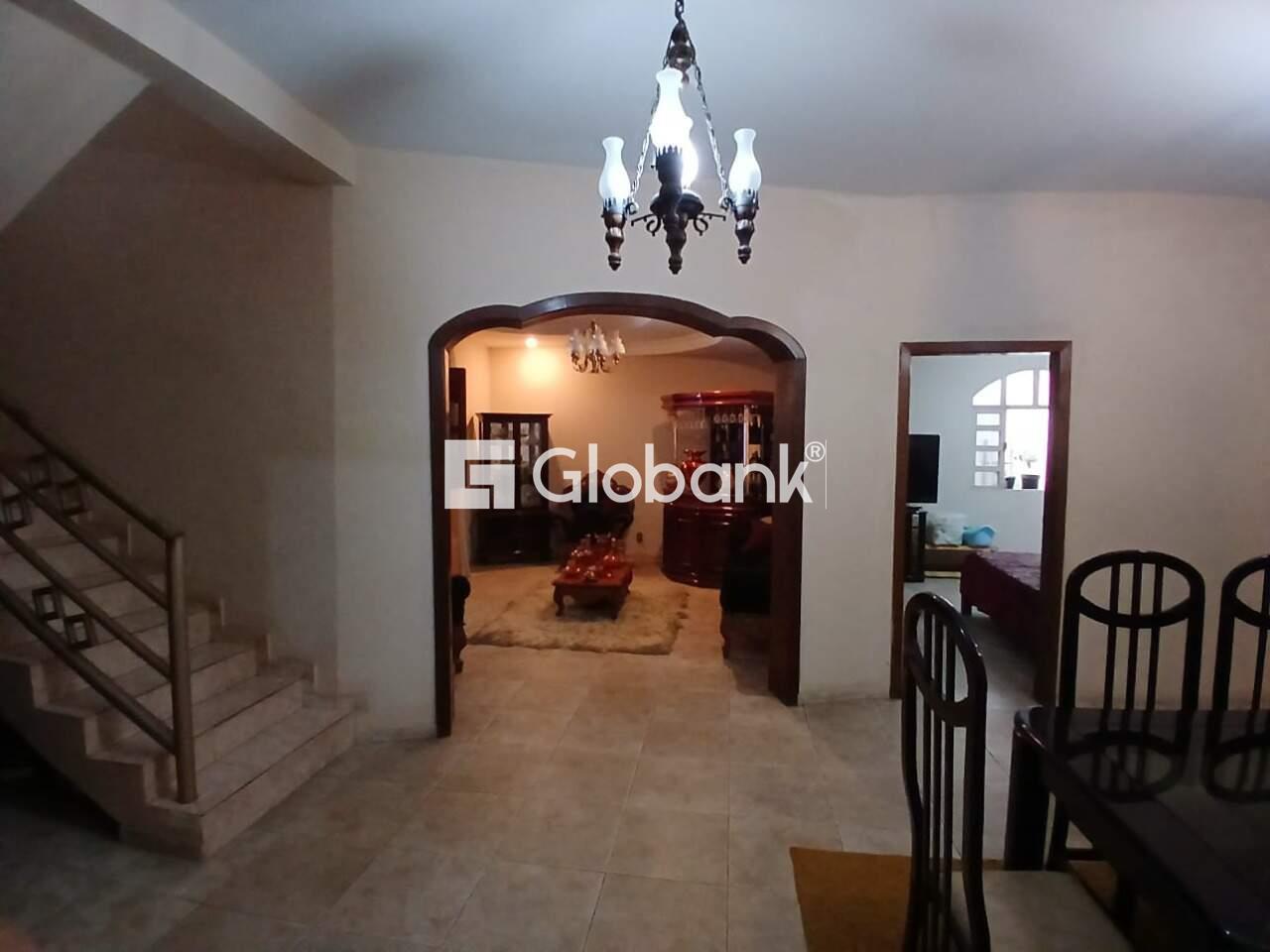 Casa 4 quartos à venda São José 320m² Montes Claros MG: Sala de Jantar