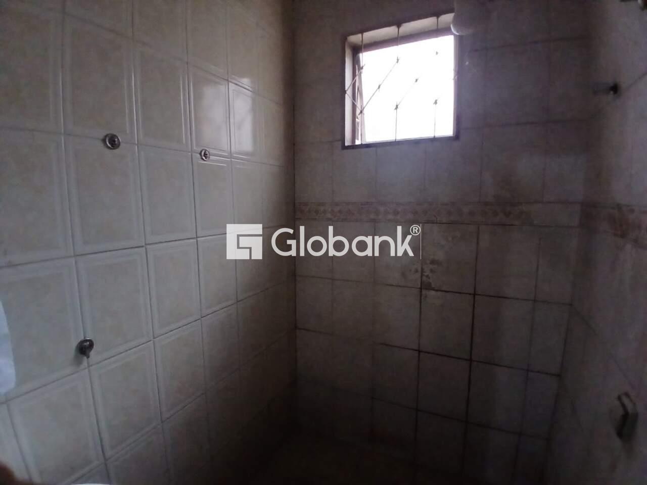 Casa 4 quartos à venda São José 320m² Montes Claros MG: 