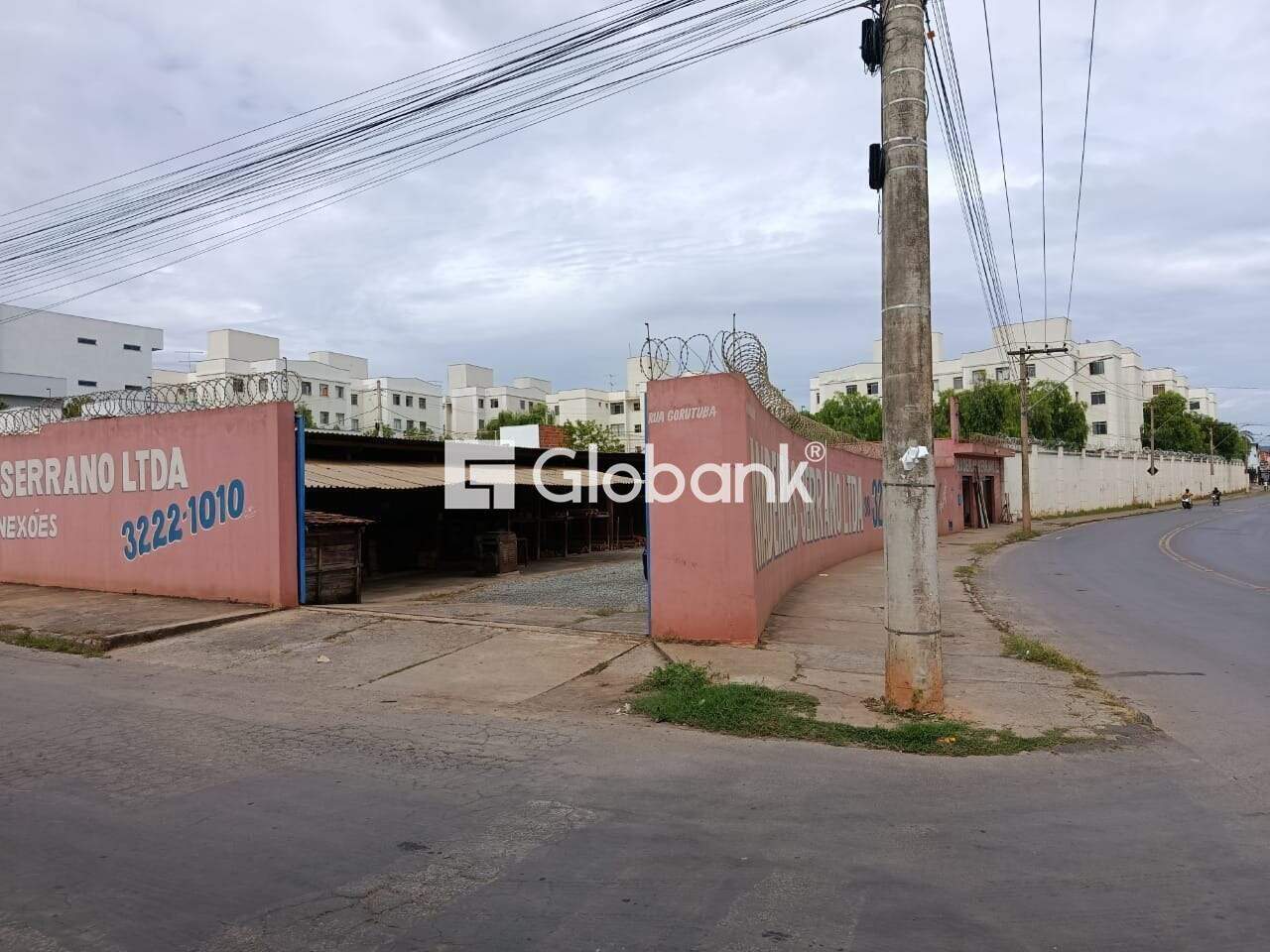 Terreno à venda Planalto 0m² Montes Claros MG: 