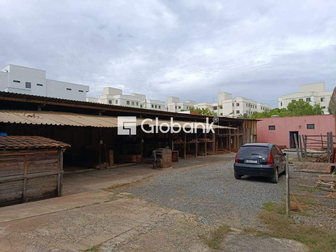 Terreno à venda Planalto 0m² Montes Claros MG: 