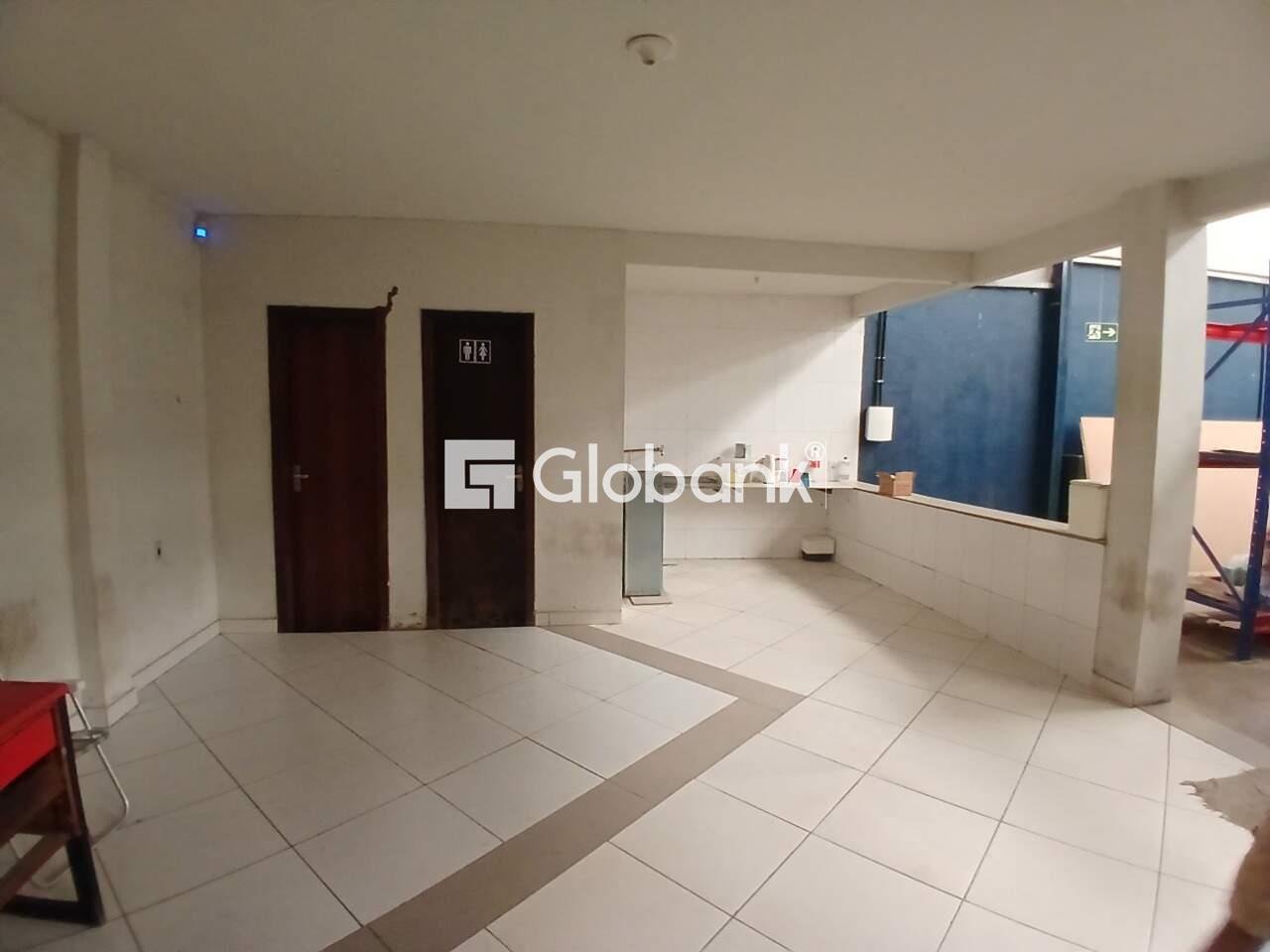 Galpão para aluguel Alto São João 531m² Montes Claros MG: Copa cozinha