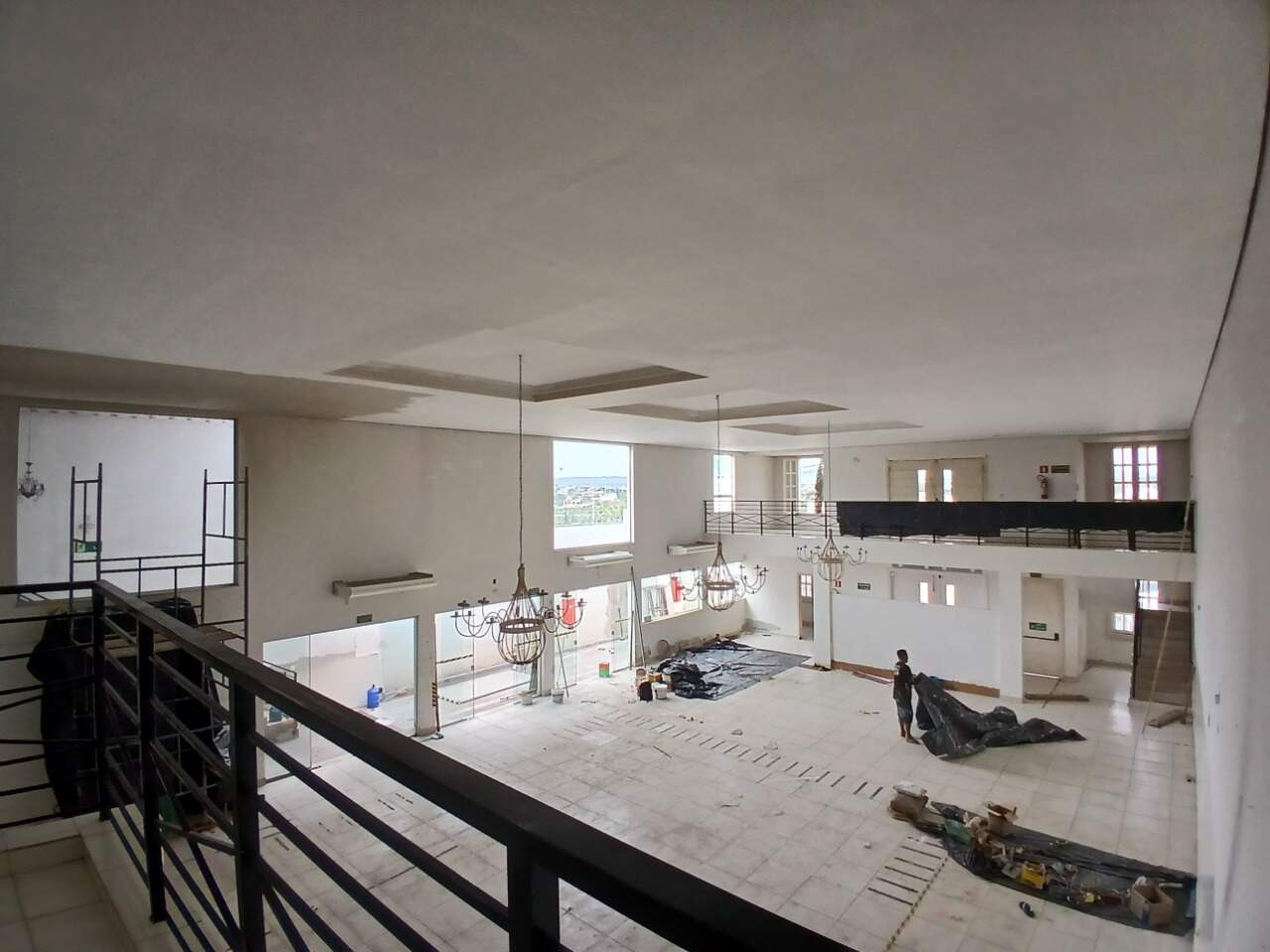 Galpão à venda Guarujá 430m² Montes Claros MG: Galp o vista de cima