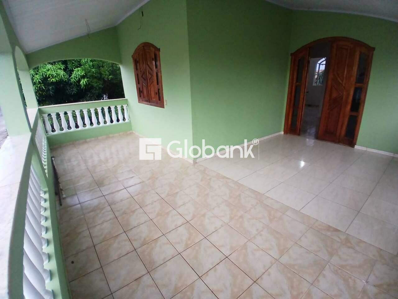 Sobrado 4 quartos à venda Santo Antônio 200m² Montes Claros MG: Varanda