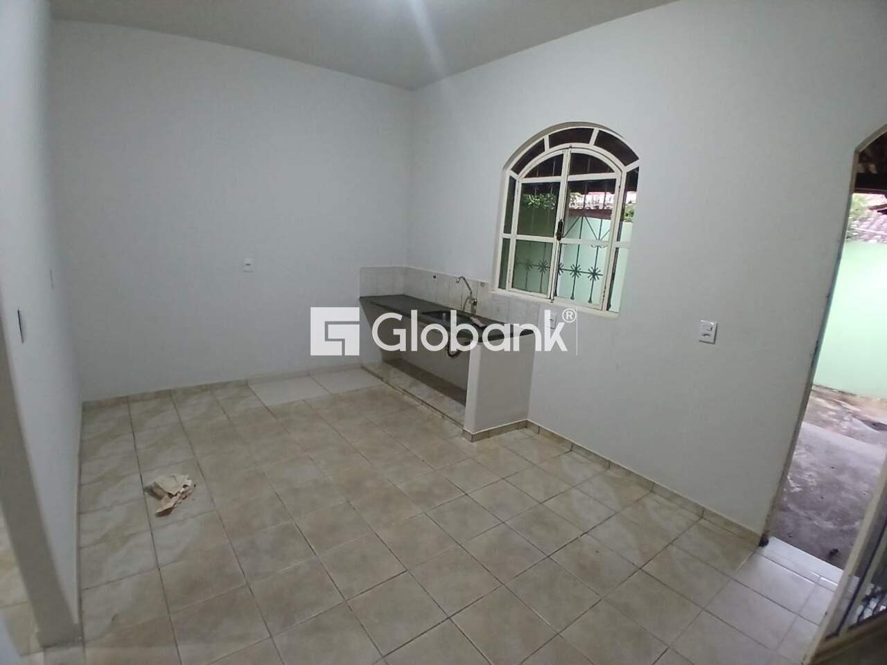 Sobrado 4 quartos à venda Santo Antônio 200m² Montes Claros MG: Cozinha