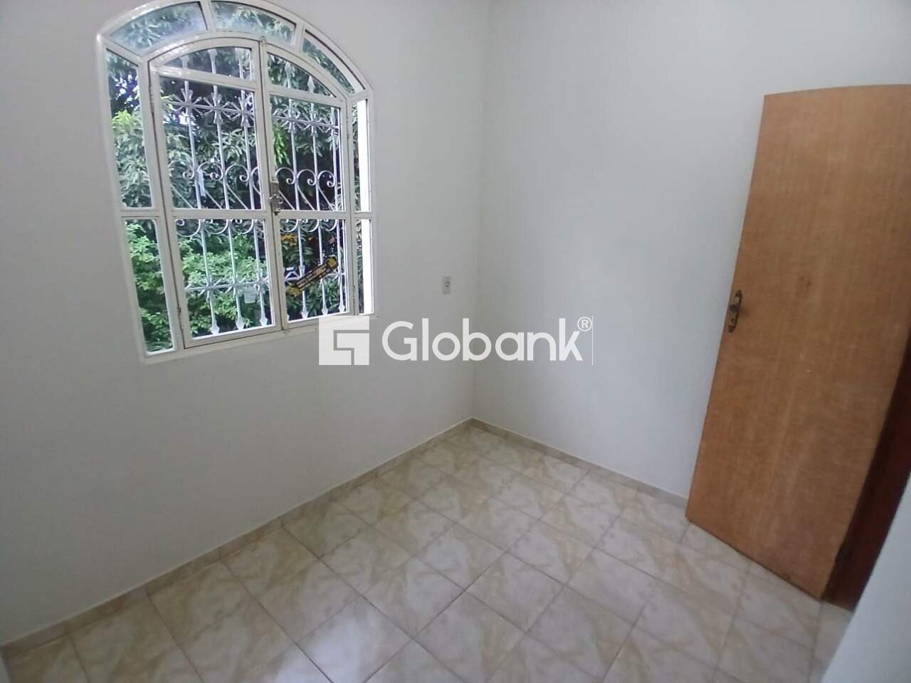 Sobrado 4 quartos à venda Santo Antônio 200m² Montes Claros MG: Quarto 3