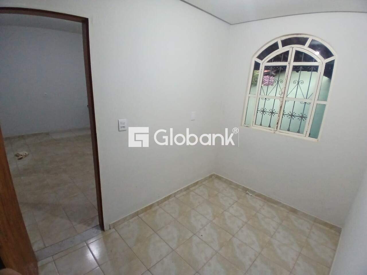 Sobrado 4 quartos à venda Santo Antônio 200m² Montes Claros MG: Quarto 4