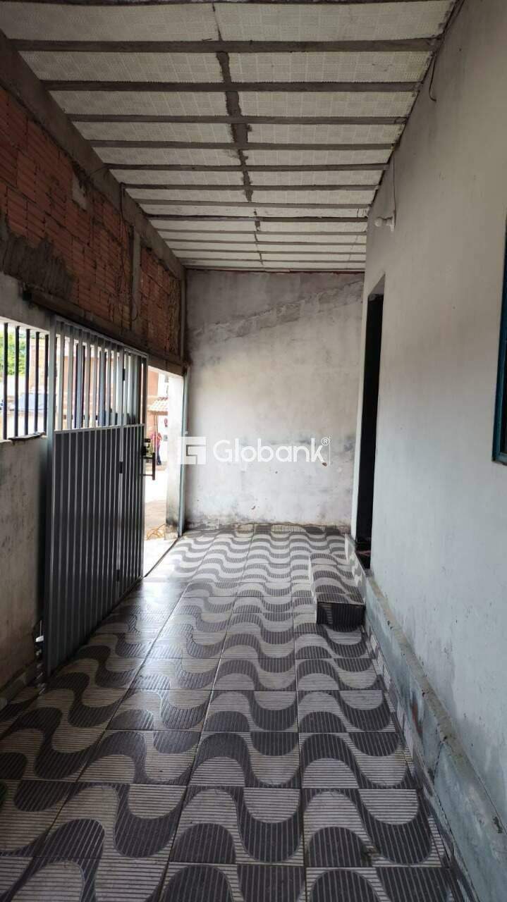 Casa 4 quartos à venda Novo Delfino 160m² Montes Claros MG: 