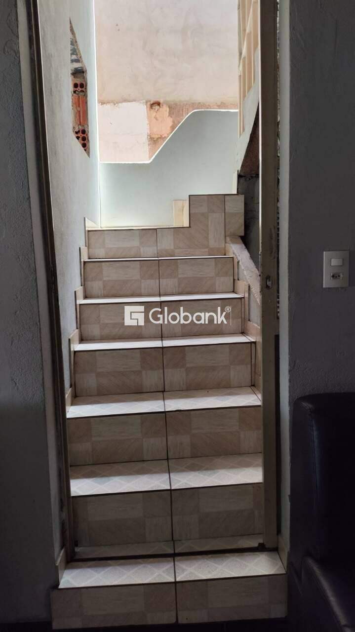 Casa 4 quartos à venda Novo Delfino 160m² Montes Claros MG: 