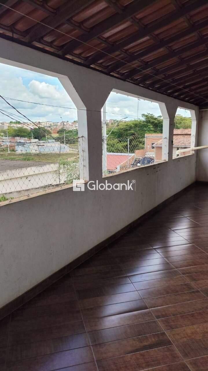 Casa 4 quartos à venda Novo Delfino 160m² Montes Claros MG: 
