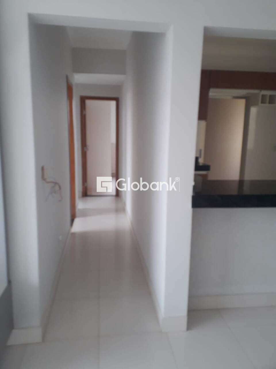 Apartamento 3 quartos à venda Planalto 82m² Montes Claros MG: Vista corredor