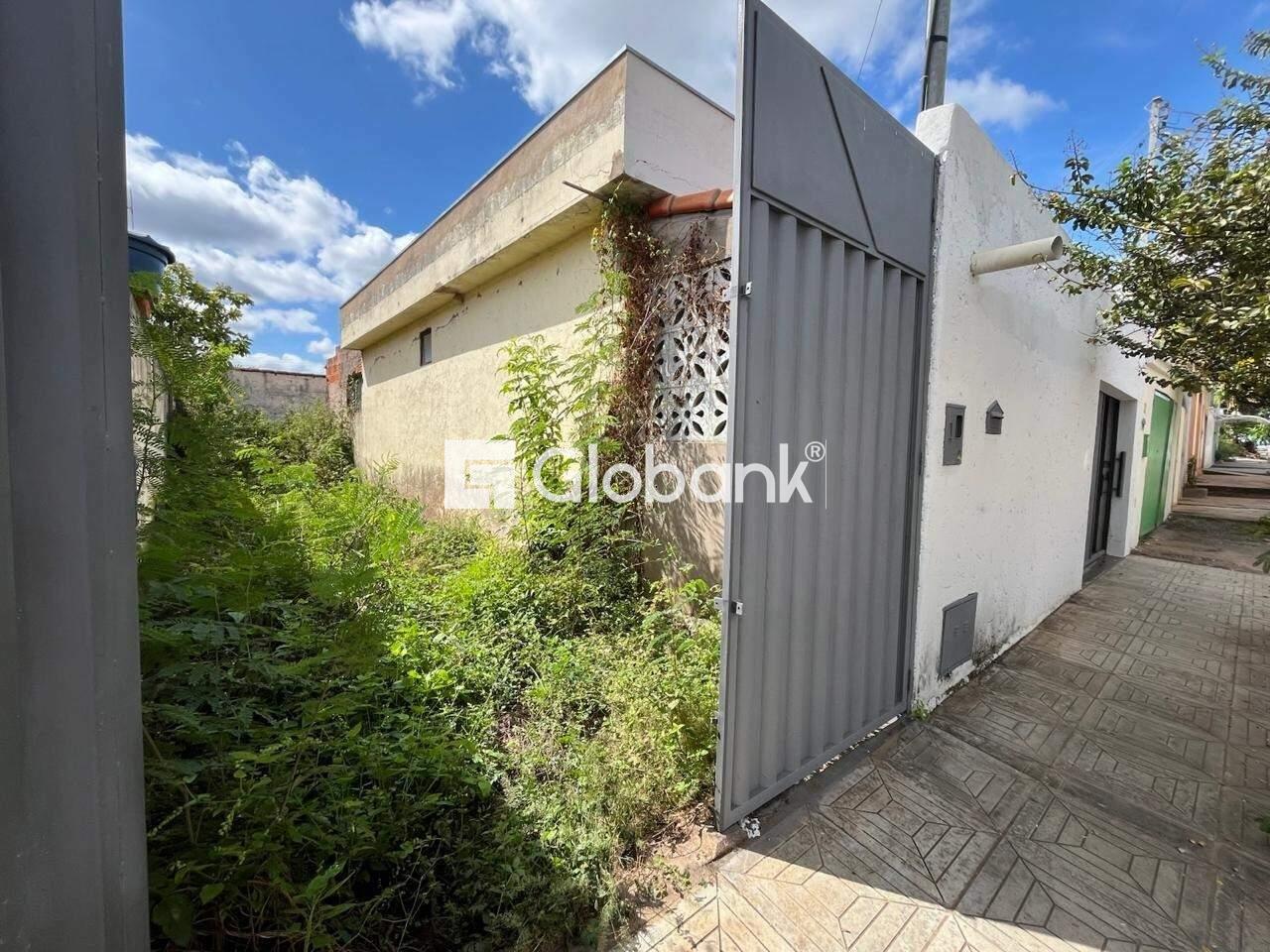 Casa 2 quartos à venda Independência 90m² Montes Claros MG: 