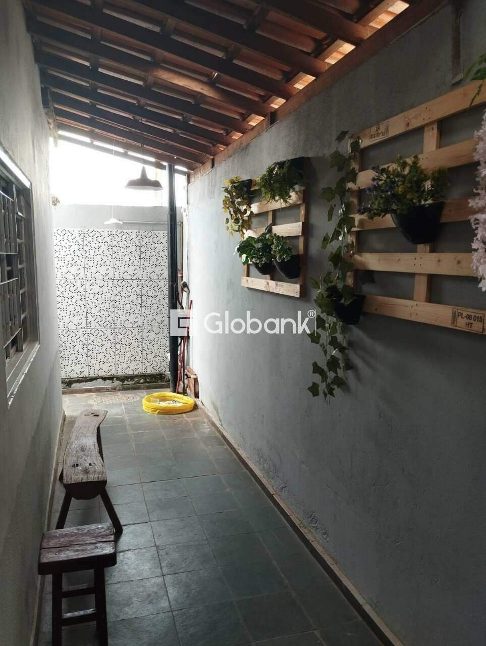 Casa 3 quartos à venda Antônio Pimenta 100m² Montes Claros MG: 