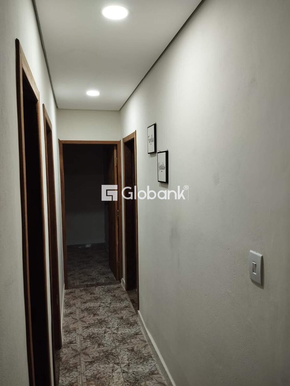 Casa 3 quartos à venda Antônio Pimenta 100m² Montes Claros MG: 