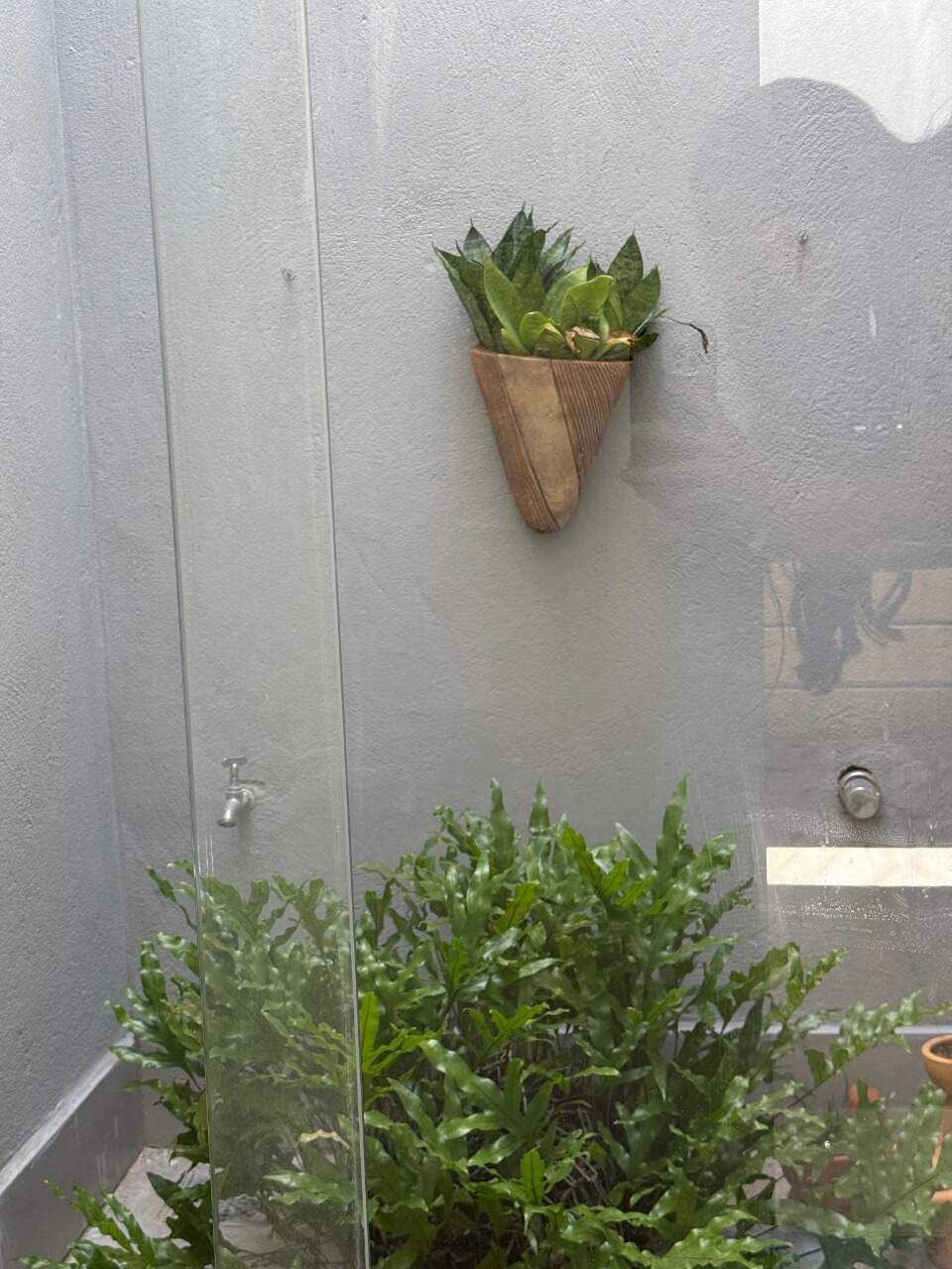 Casa 3 quartos à venda Loteamento Reserva Real 115,5m² Montes Claros MG: Jardim de inverno