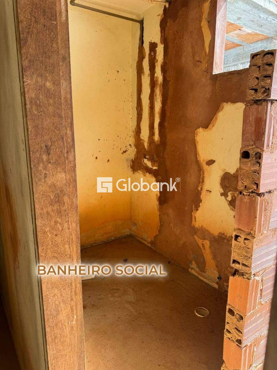 Sobrado 3 quartos à venda Jardim Liberdade 213,55m² Montes Claros MG: Banheiro social