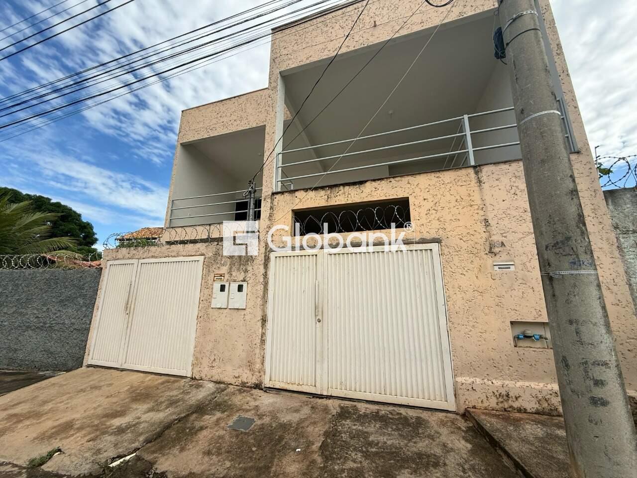 Casa 2 quartos para aluguel Conjunto Residencial JK 65m² Montes Claros MG: Fachada