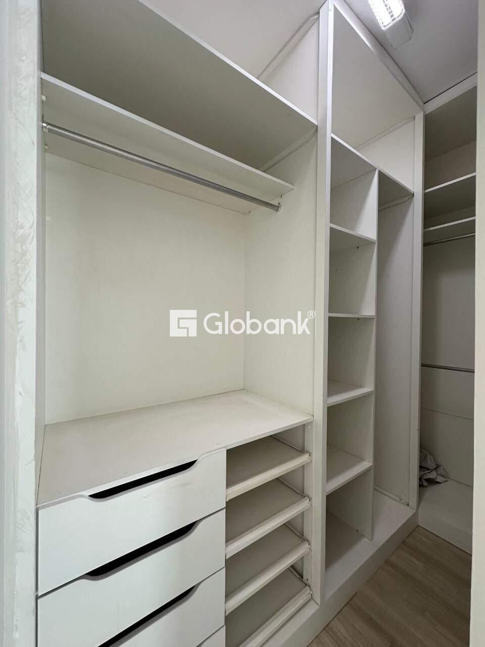 Casa 3 quartos à venda Ibituruna 140m² Montes Claros MG: Closet