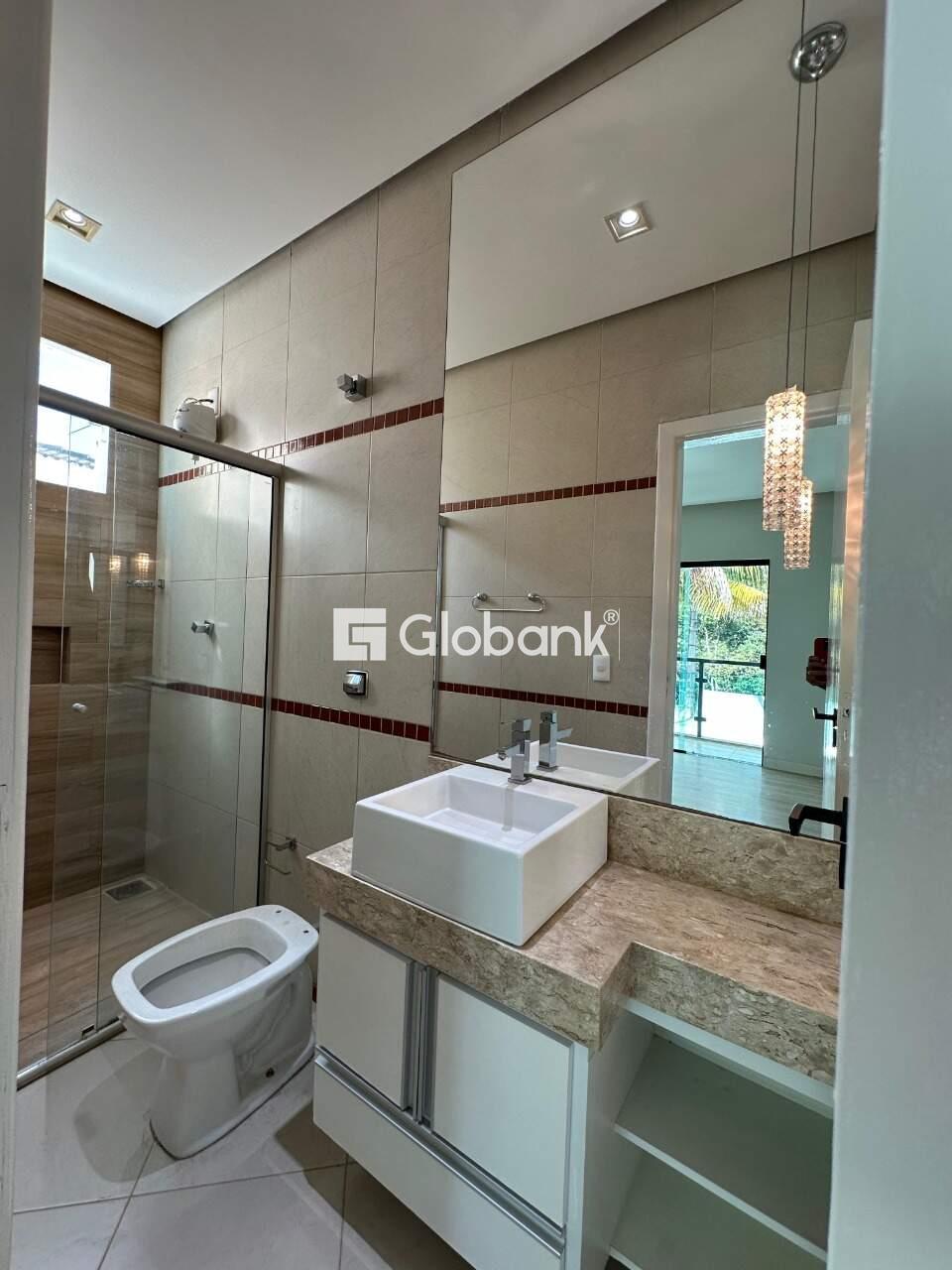 Casa 3 quartos à venda Ibituruna 140m² Montes Claros MG: Banheiro social