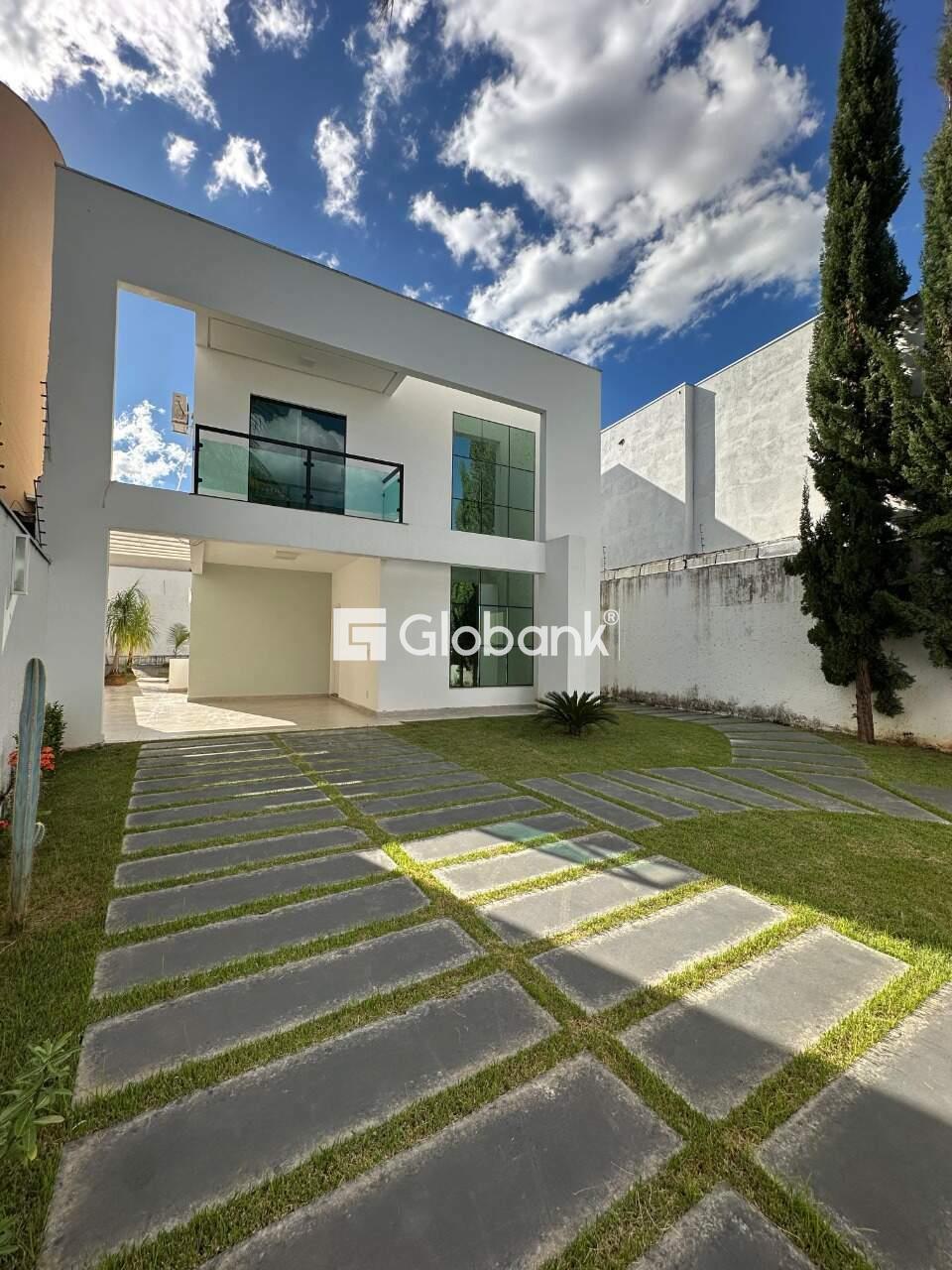 Casa 3 quartos à venda Ibituruna 140m² Montes Claros MG: 
