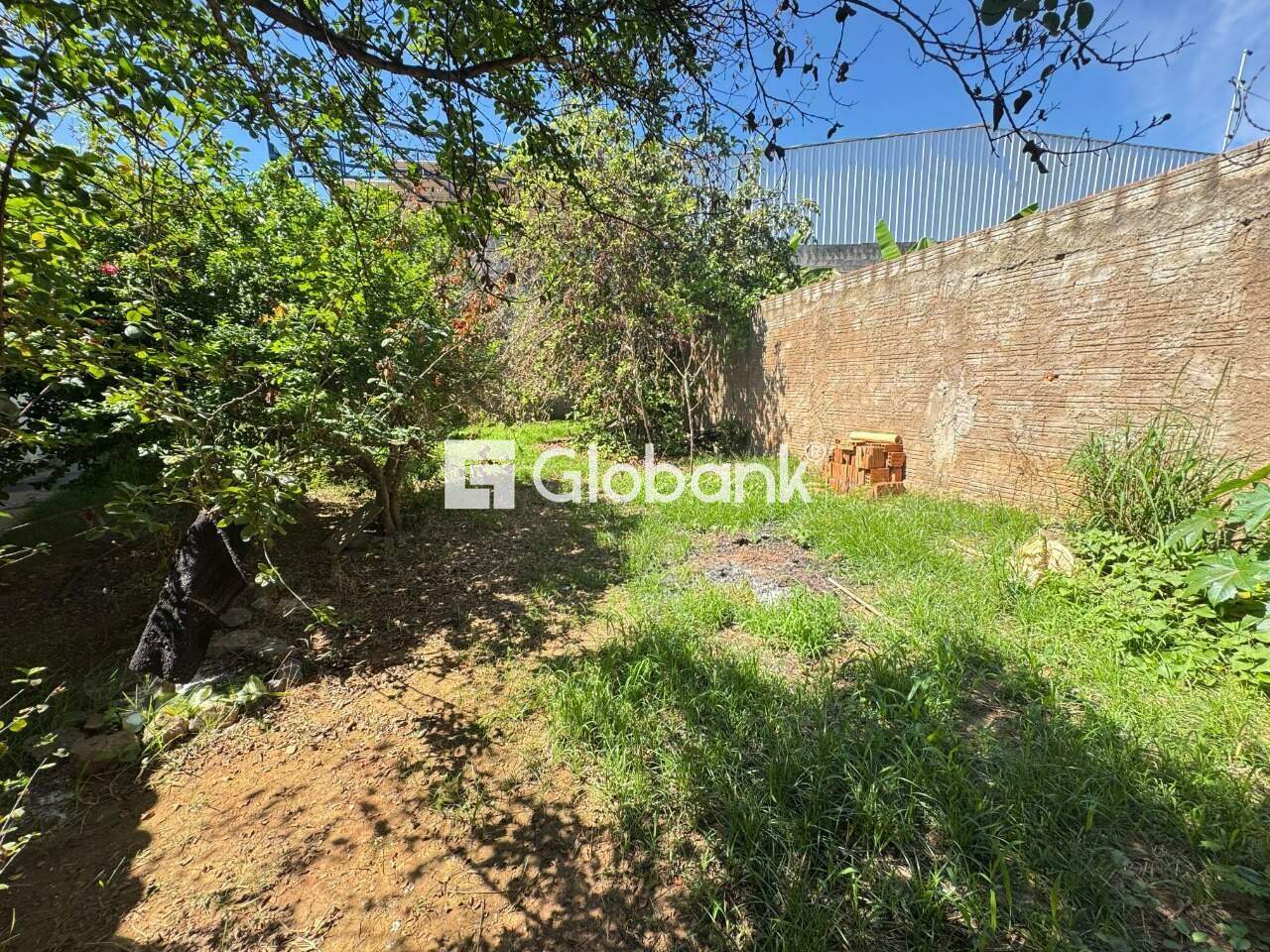 Casa 4 quartos à venda Canelas 150m² Montes Claros MG: