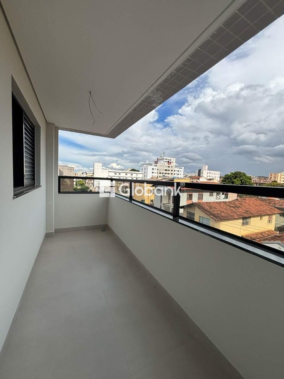 Apartamento 3 quartos à venda Centro 0m² Montes Claros MG: Varanda
