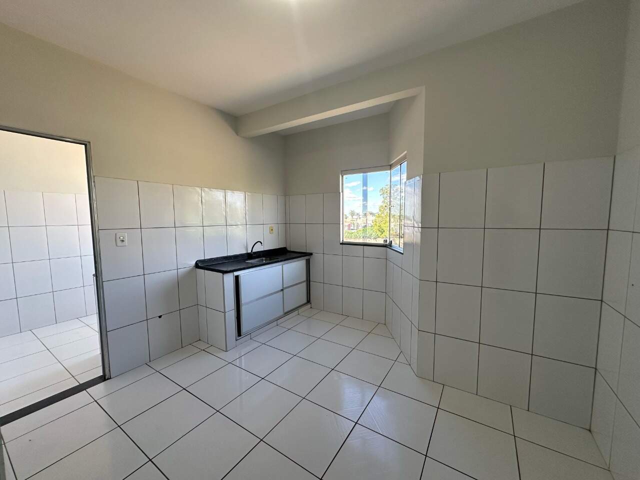 Apartamento 2 quartos para aluguel Prolongamento Todos os Santos 85m² Montes Claros MG: Cozinha