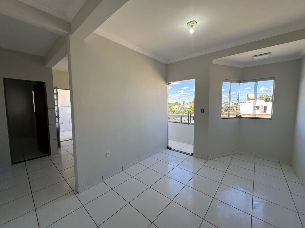 Apartamento 2 quartos para aluguel Prolongamento Todos os Santos 85m² Montes Claros MG: Sala