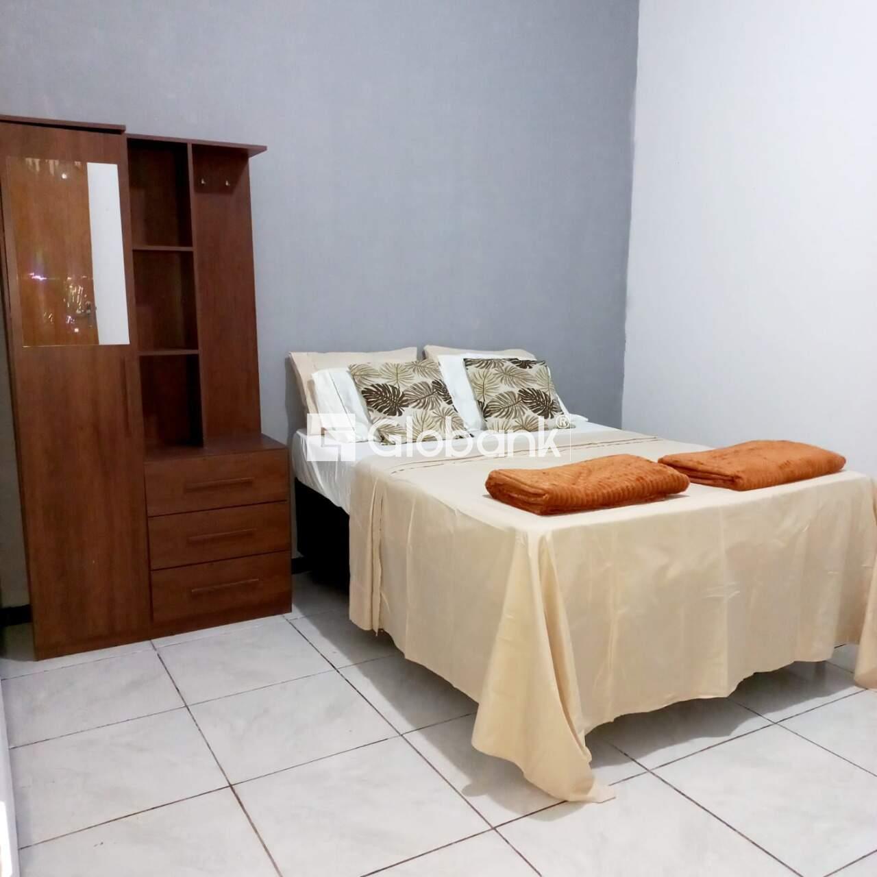 Casa 2 quartos para aluguel Planalto 65m² Montes Claros MG: Quarto2
