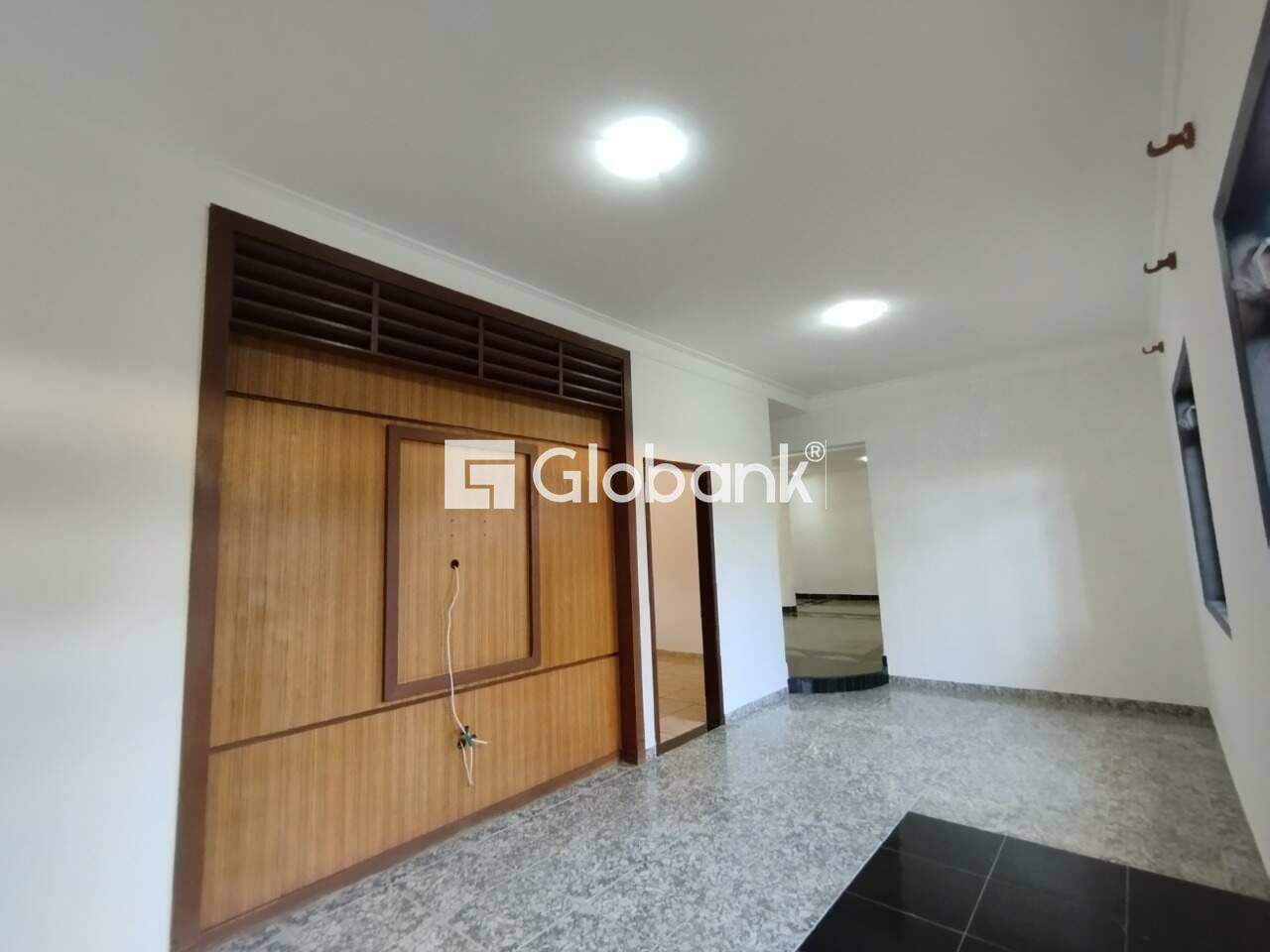 Casa 4 quartos à venda Morada do Sol 250m² Montes Claros MG: