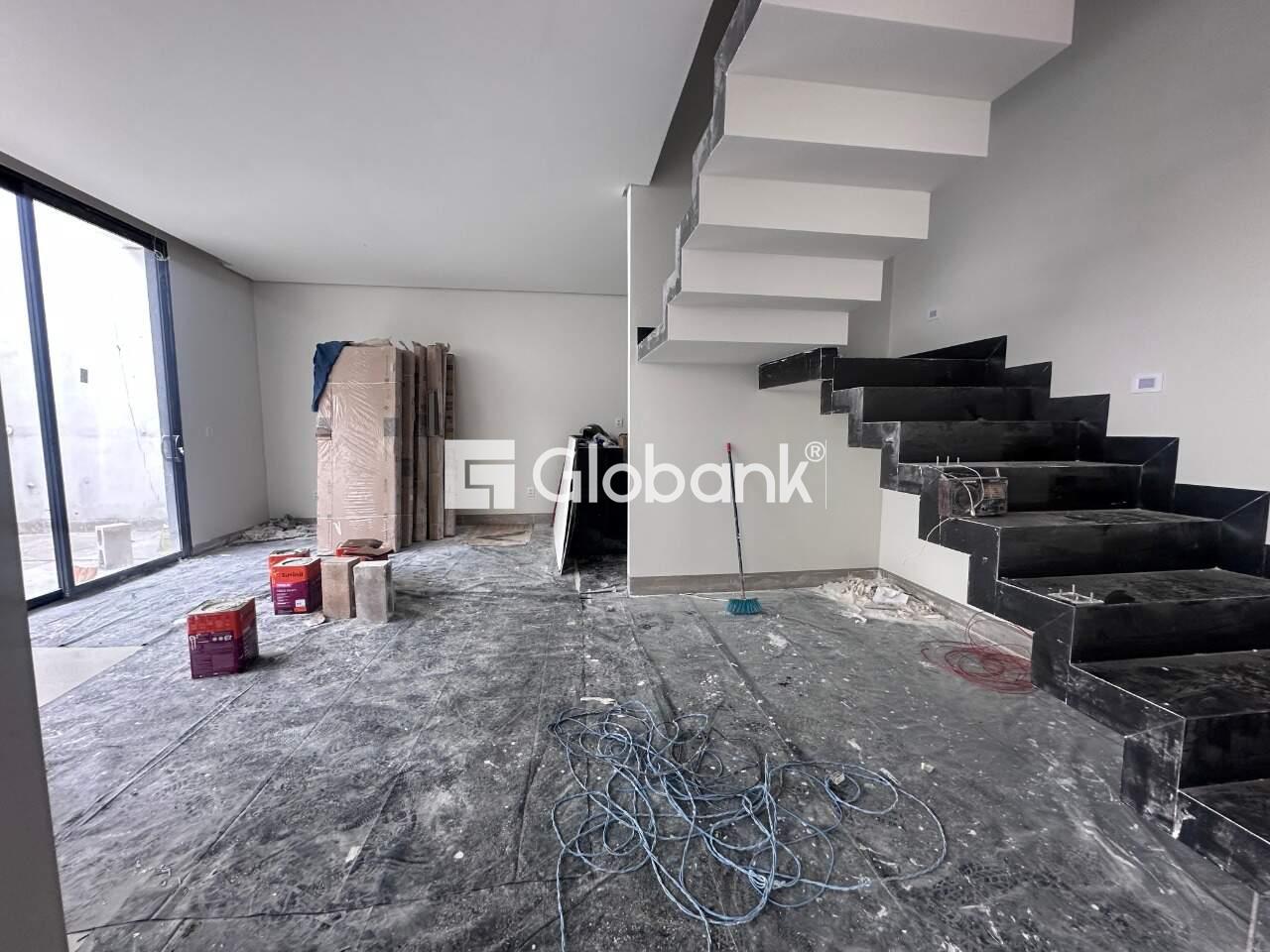 Casa 3 quartos à venda Ibituruna 202m² Montes Claros MG: 