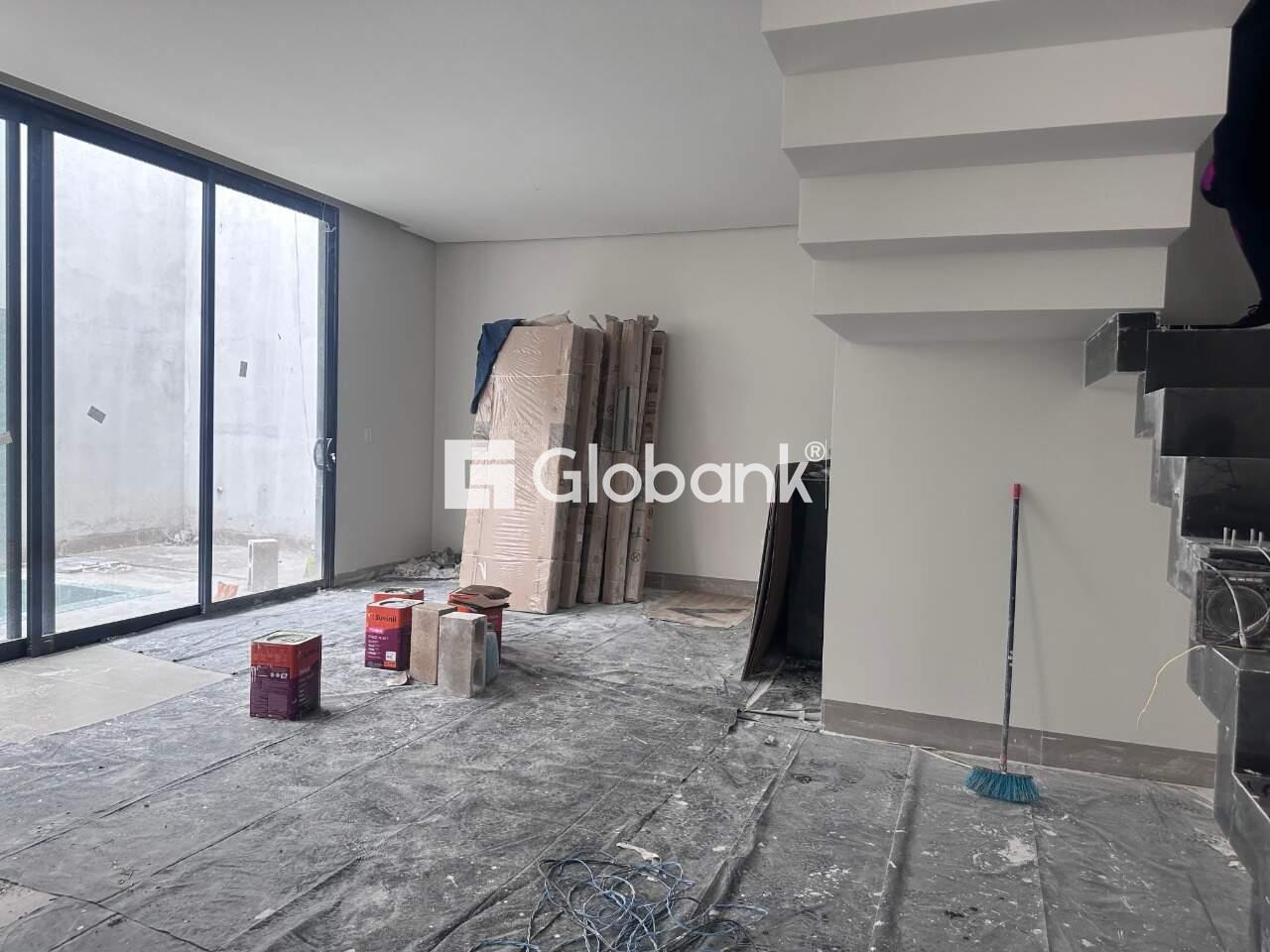 Casa 3 quartos à venda Ibituruna 202m² Montes Claros MG: 