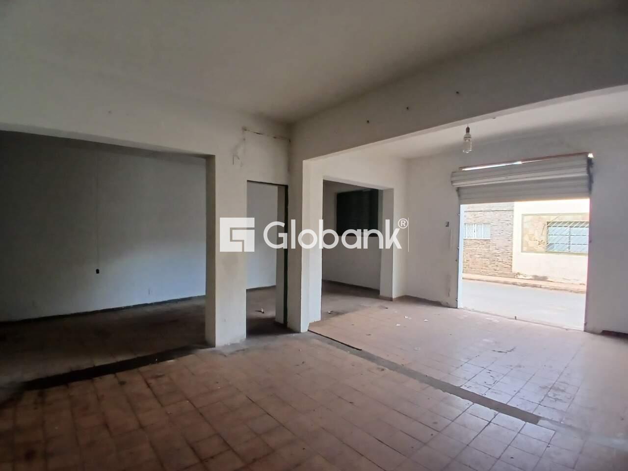 Ponto comercial para aluguel Centro 140m² Montes Claros MG: rea interna