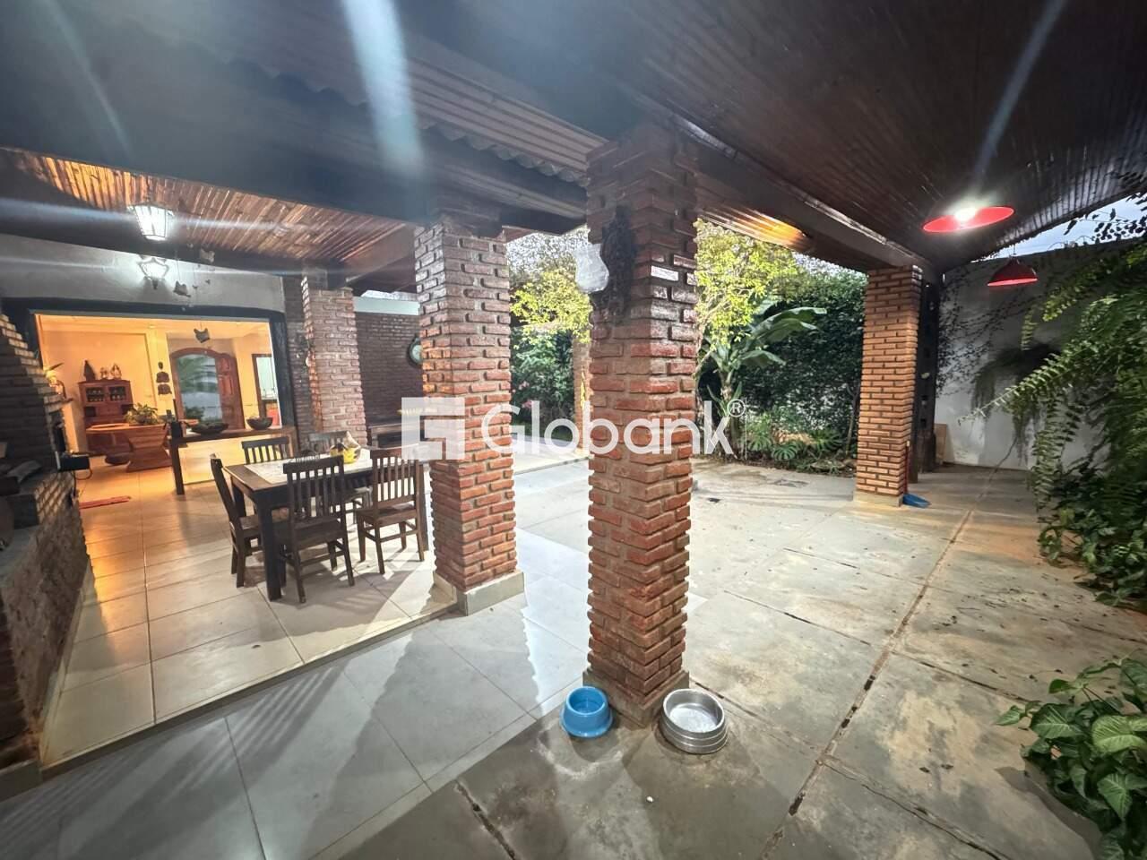 Casa 4 quartos à venda Jardim São Luiz 340m² Montes Claros MG: 