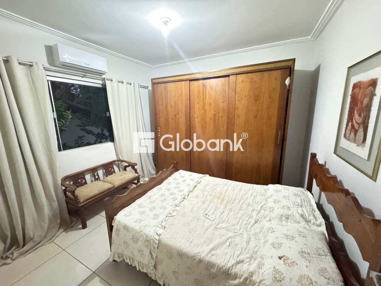 Casa 4 quartos à venda Jardim São Luiz 340m² Montes Claros MG: 