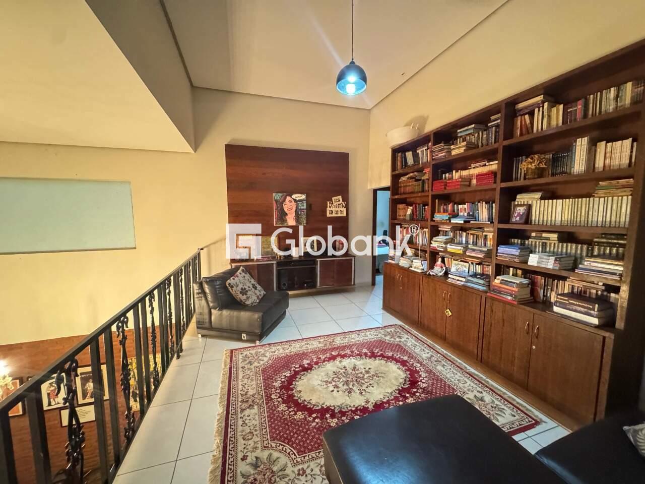 Casa 4 quartos à venda Jardim São Luiz 340m² Montes Claros MG: 