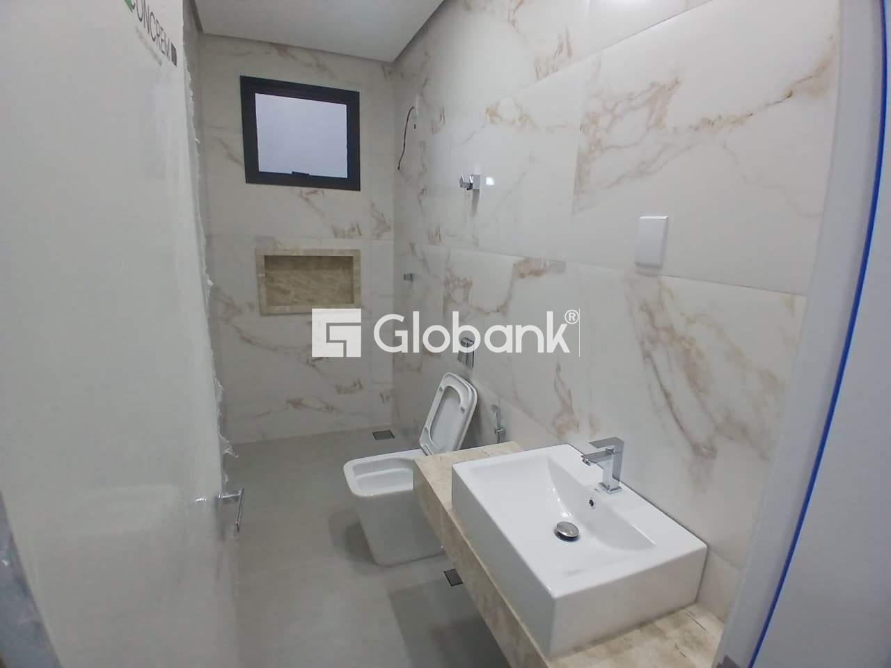 Casa 3 quartos à venda Ibituruna 180m² Montes Claros MG: Banheiro 2