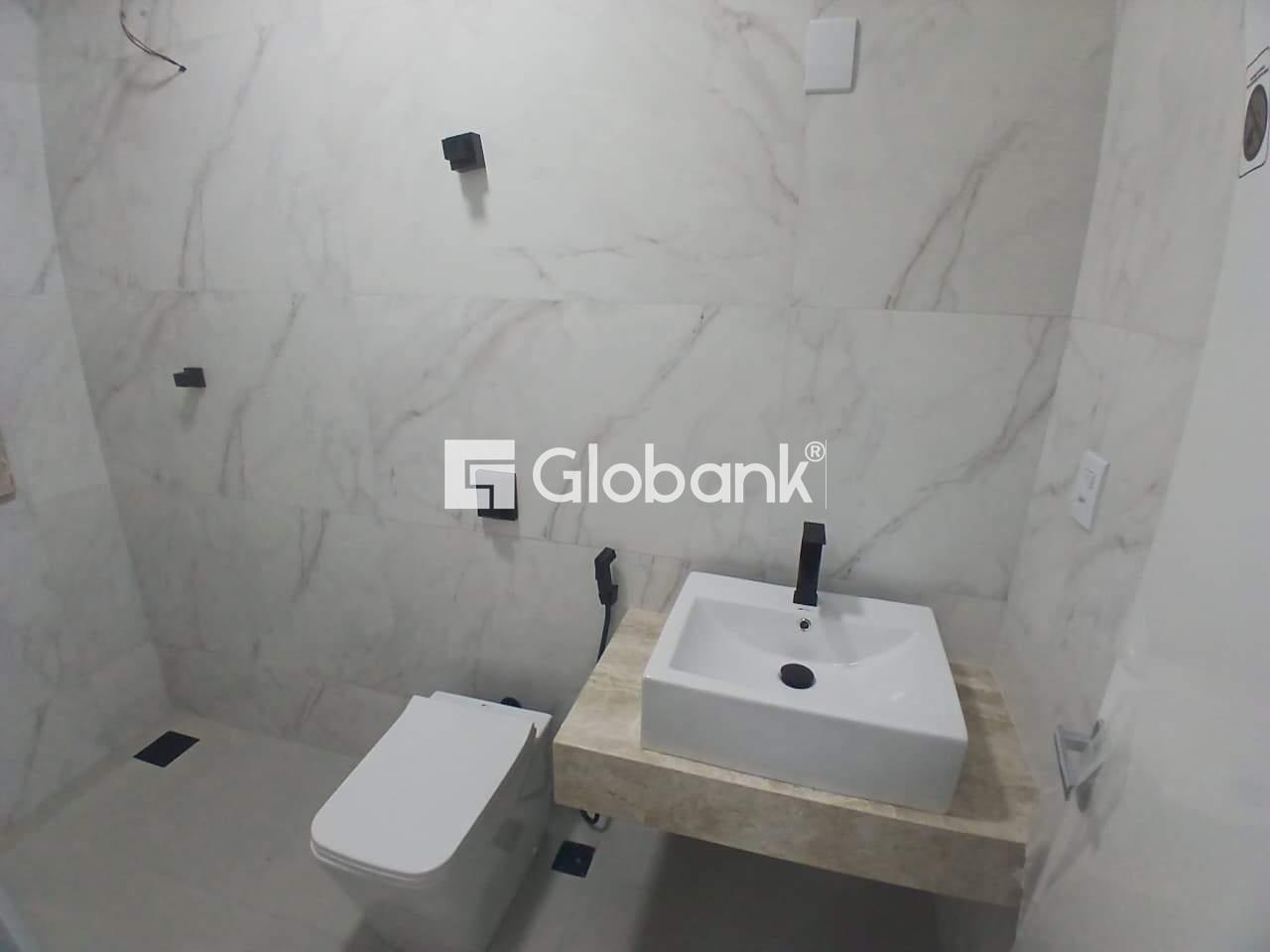 Casa 3 quartos à venda Ibituruna 180m² Montes Claros MG: 