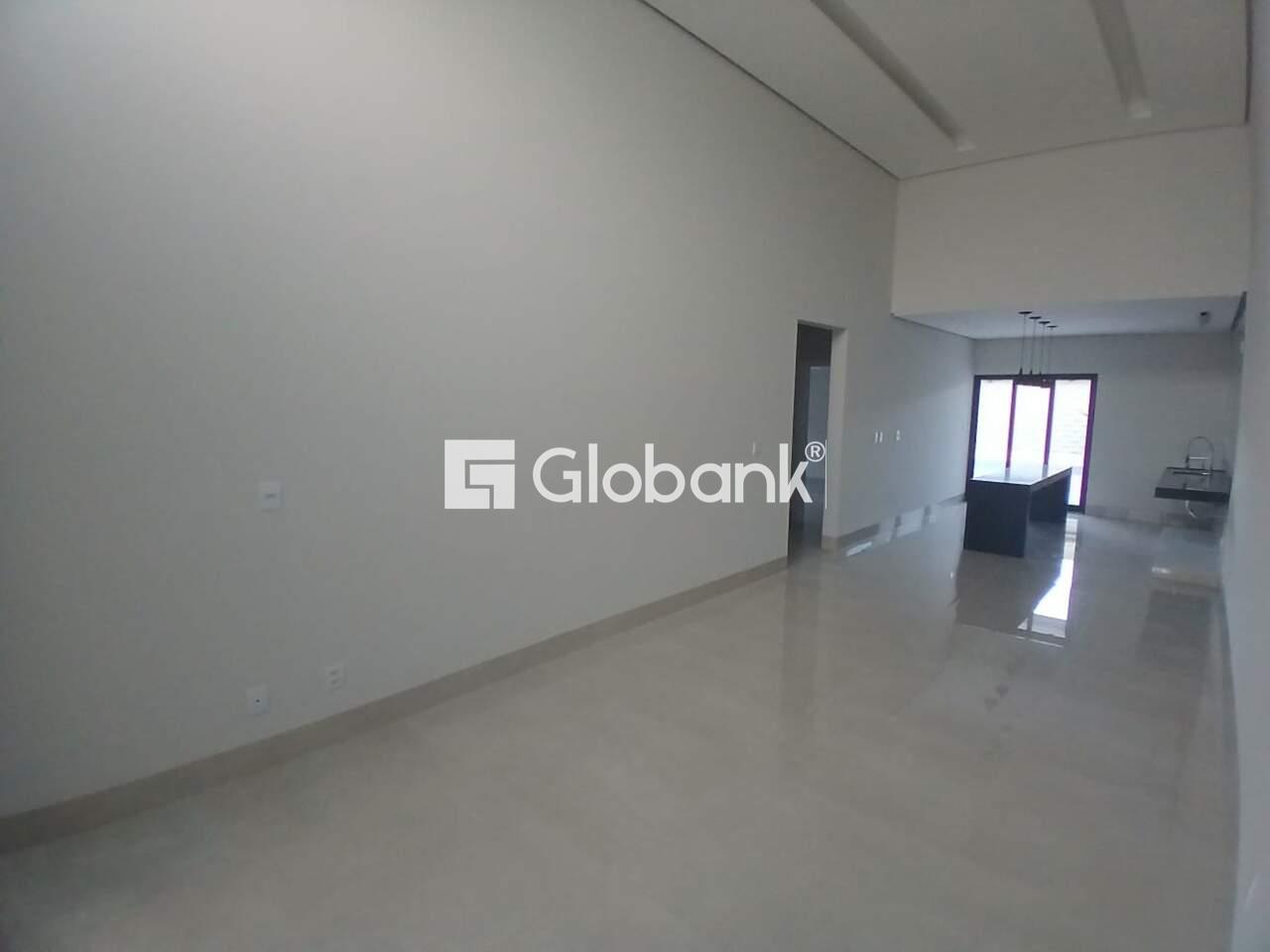 Casa 3 quartos à venda Ibituruna 180m² Montes Claros MG: Sala De Estar