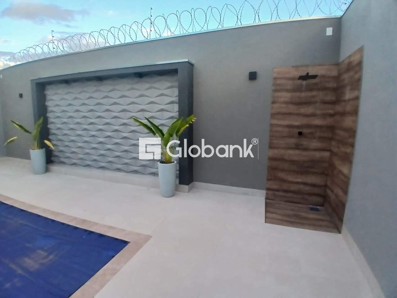 Casa 3 quartos à venda Ibituruna 180m² Montes Claros MG: 