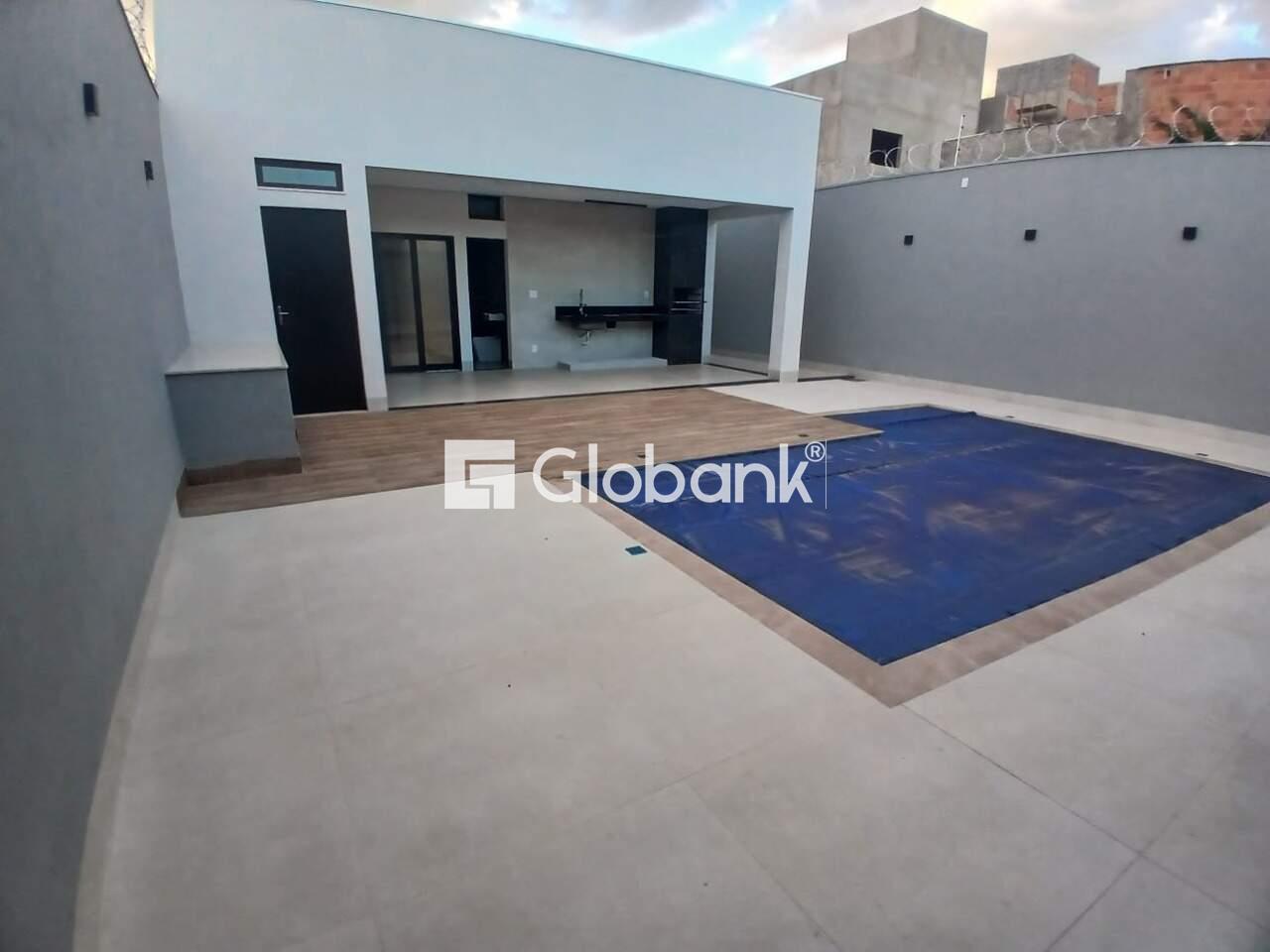 Casa 3 quartos à venda Ibituruna 180m² Montes Claros MG: 