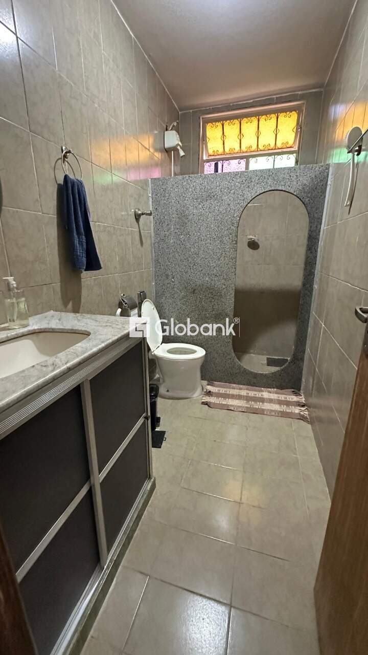 Casa 3 quartos à venda Clarindo Lopes 130m² Montes Claros MG: 