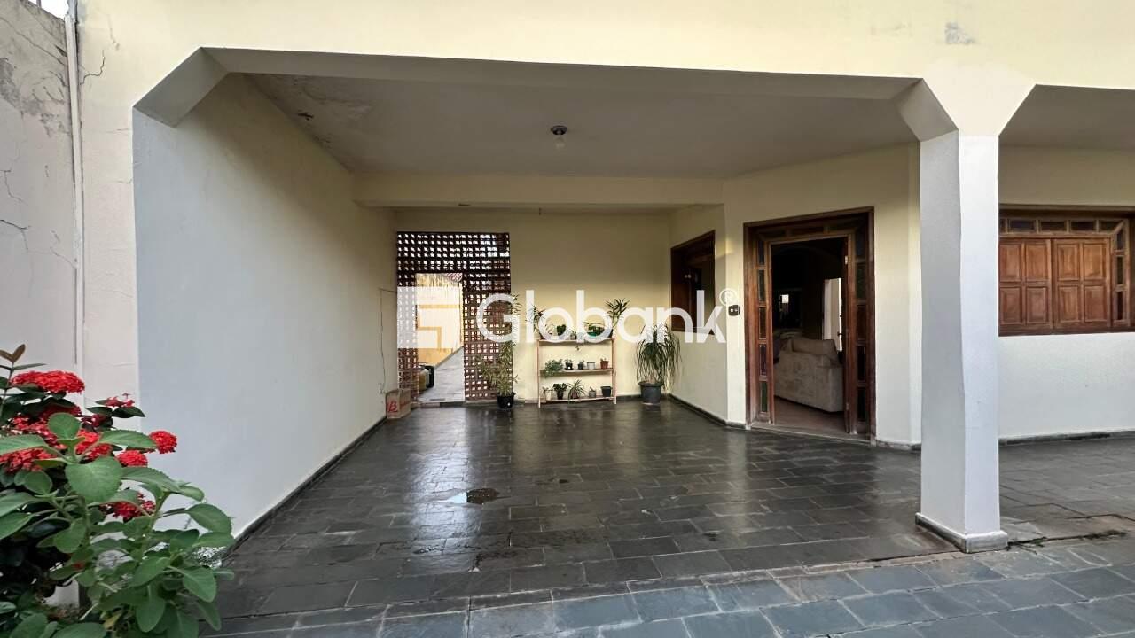 Casa 3 quartos à venda Clarindo Lopes 130m² Montes Claros MG: 