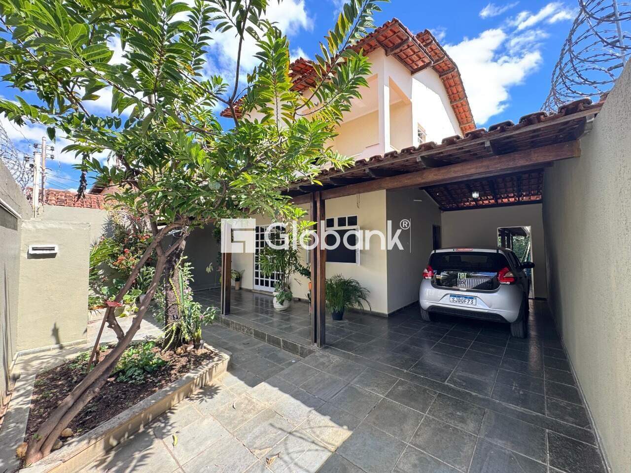Casa 3 quartos à venda Vila Brasília 137m² Montes Claros MG: 