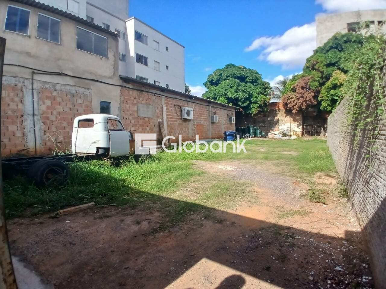 Terreno para aluguel Augusta Mota 435m² Montes Claros MG: Interior