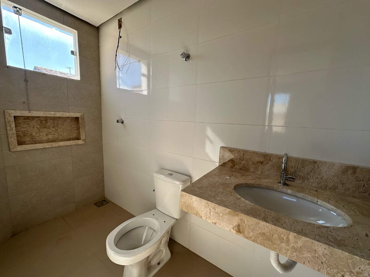 Apartamento 3 quartos à venda Jardim Panorama 92m² Montes Claros MG: Su te