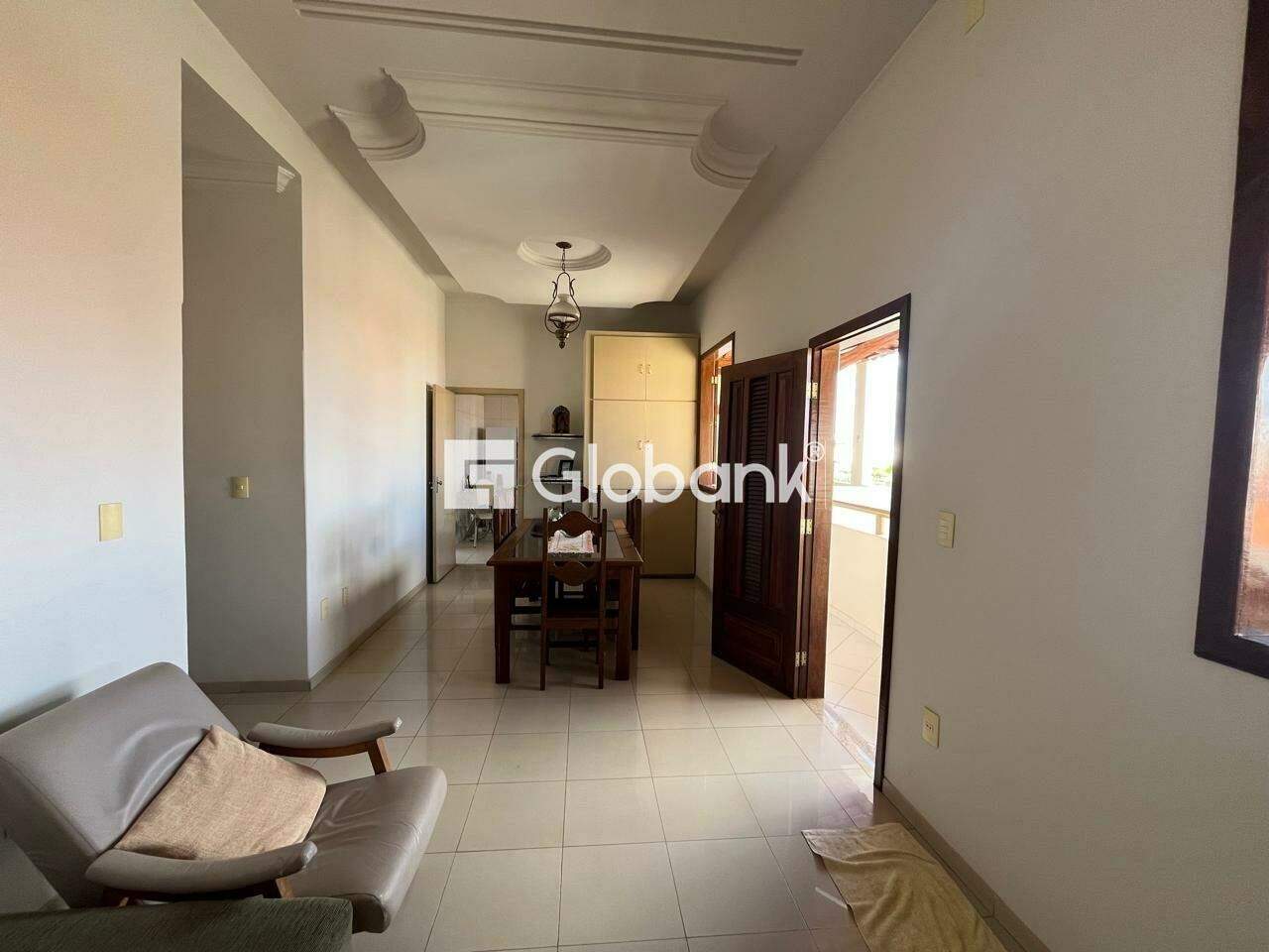 Sobrado 3 quartos à venda Vila Mauricéia 180m² Montes Claros MG: 