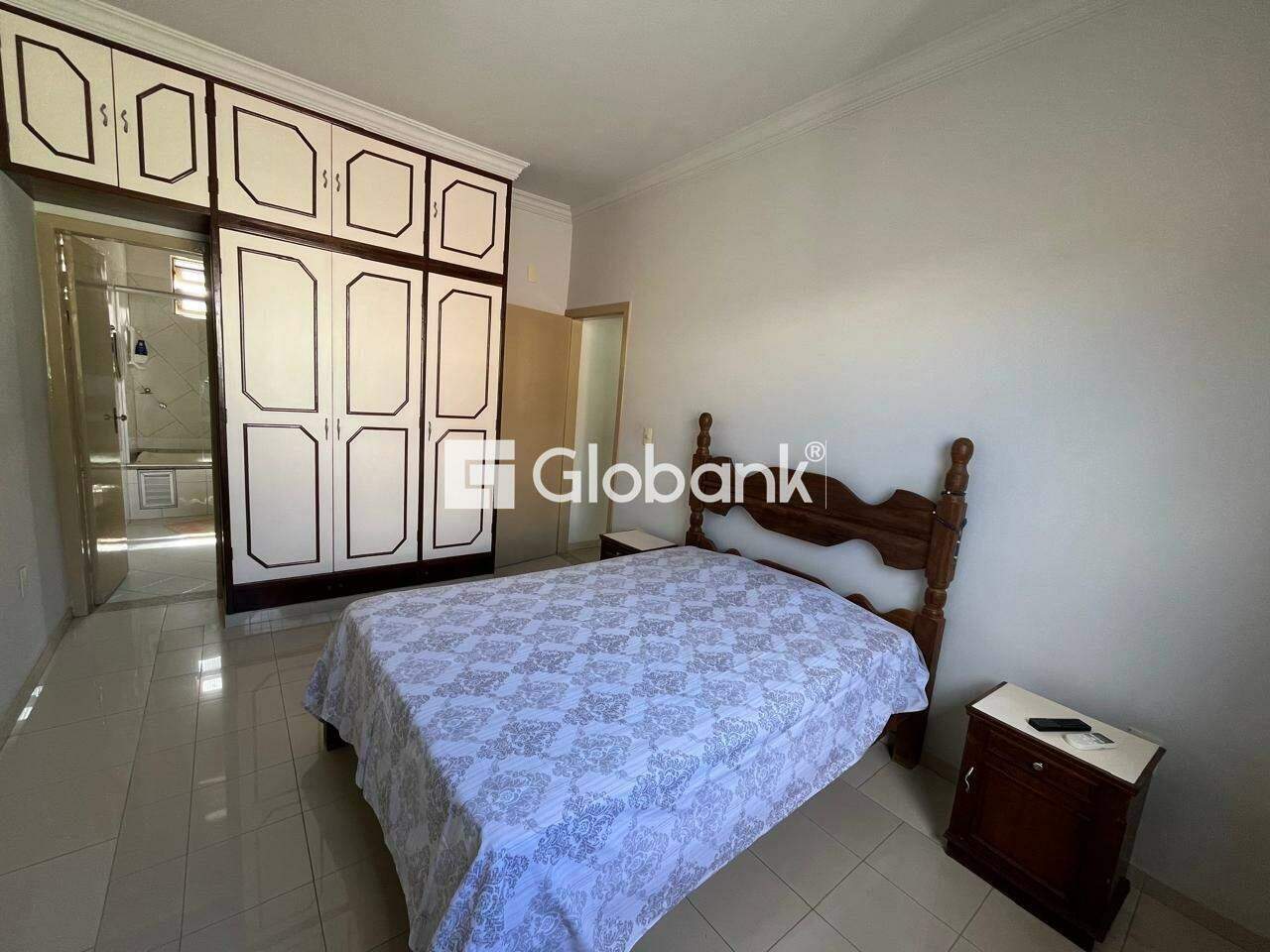 Sobrado 3 quartos à venda Vila Mauricéia 180m² Montes Claros MG: DORMIT RIO-SU TE MASTER