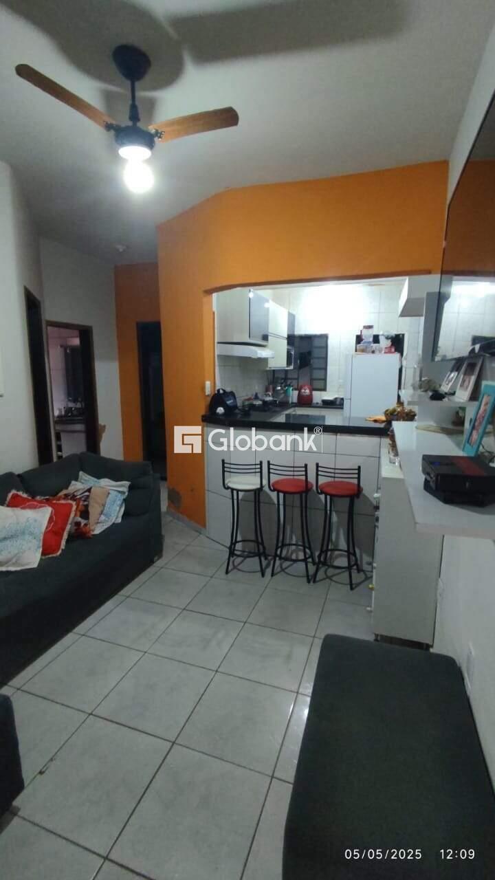 Casa 3 quartos à venda Santa Cecília 94,5m² Montes Claros MG: 